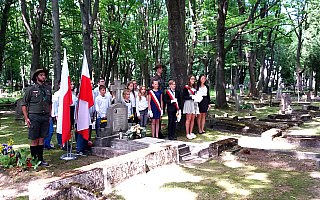 „Bez nich Polska nie odzyskałaby niepodległości”. Młodzież upamiętniła generała Ksawerego Franciszka Ostrowskiego